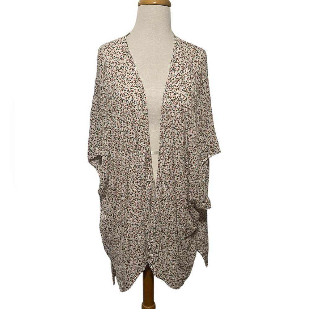 Daytrip Buckle Floral Open-Front Drapey Boho Kimono